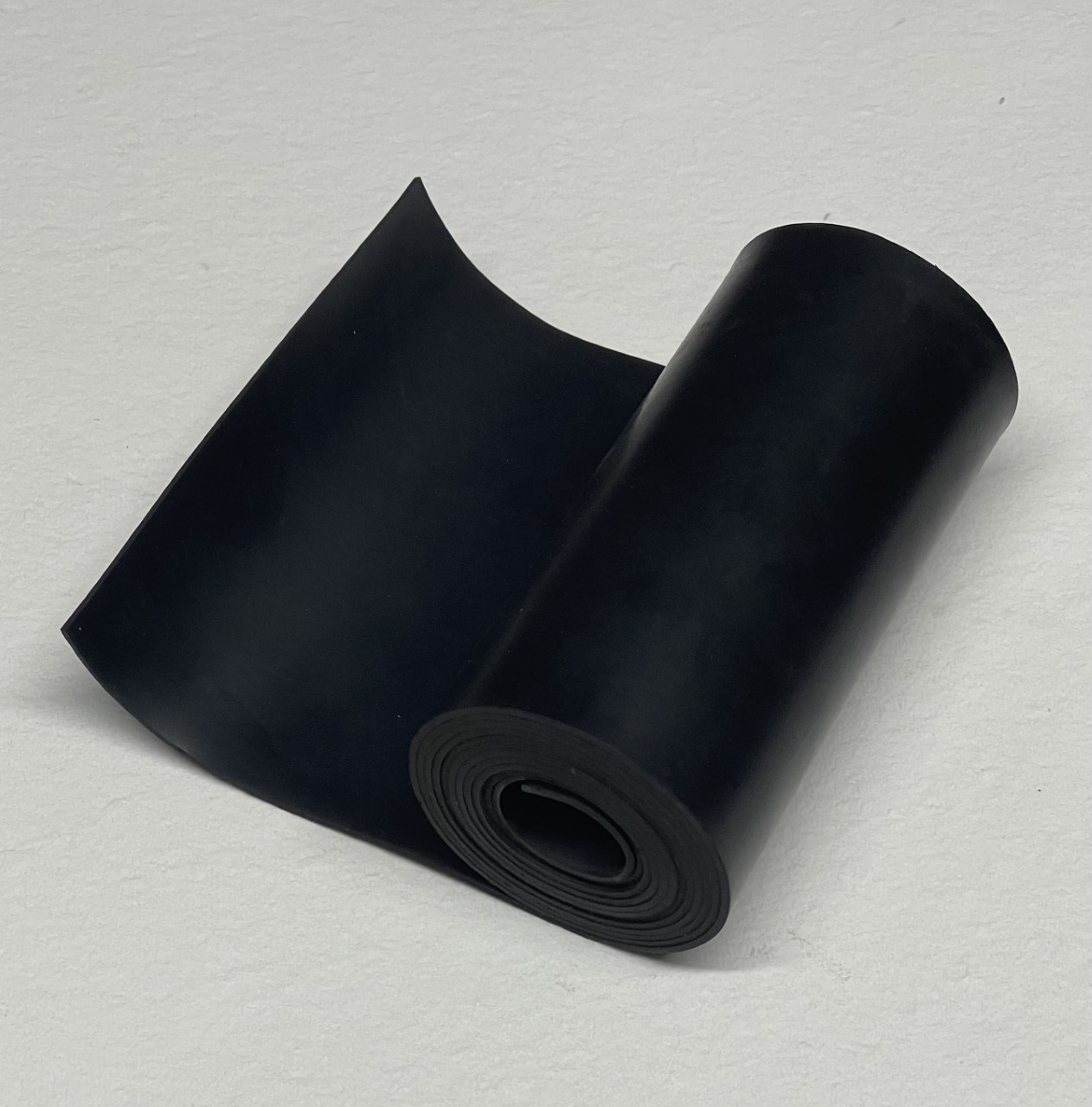 X427B   5 1/2'' X   5/8'' RUBBER ROLL